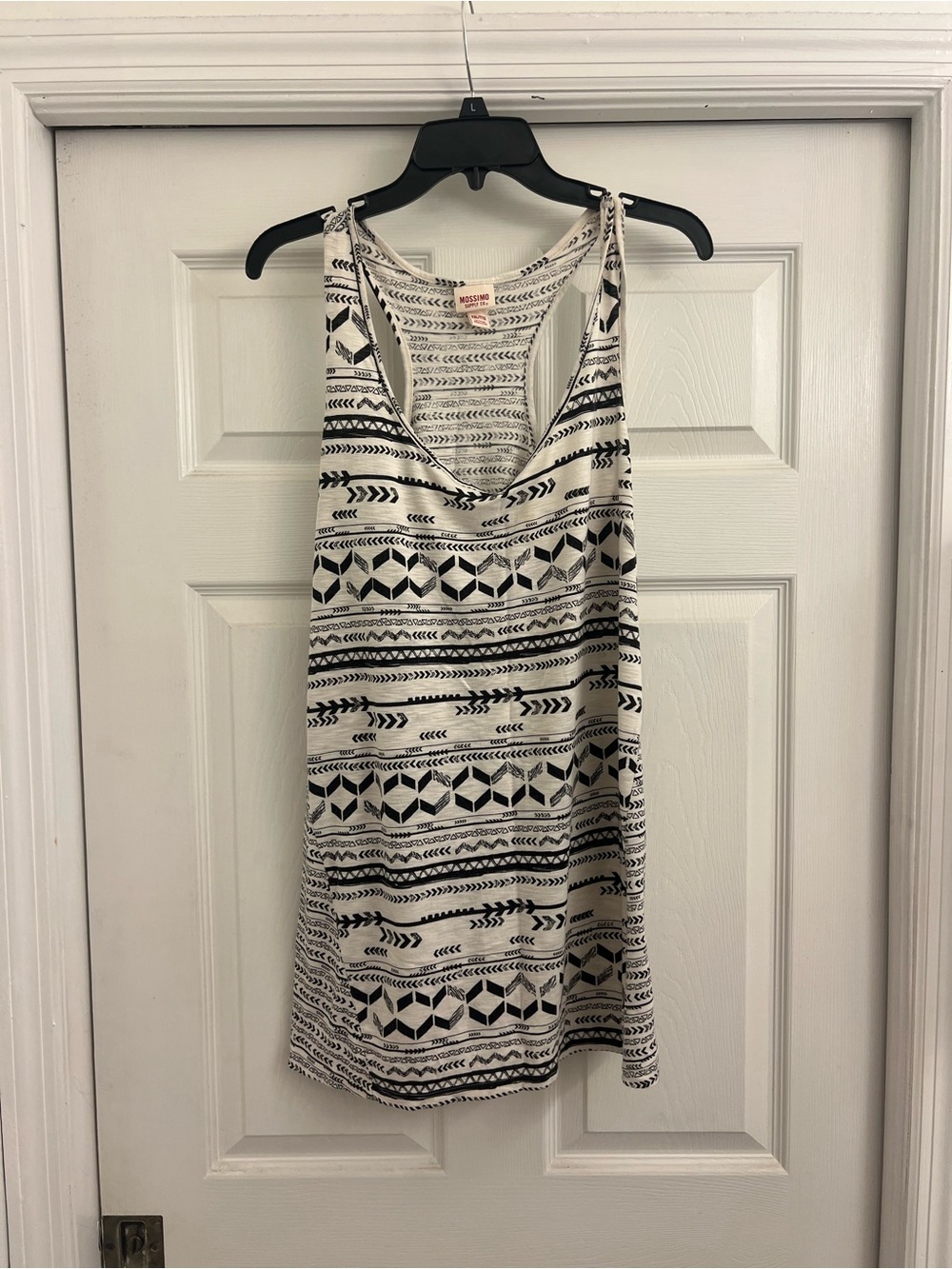 Mossimo Supply Co. White Tank with Black Geometric Print